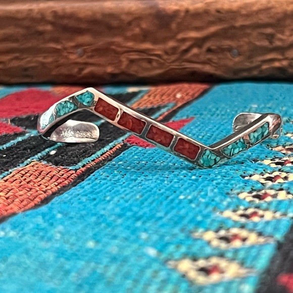 Vintage Sterling Silver Turquoise and Coral Inlay Bracelet - Picture 6 of 9